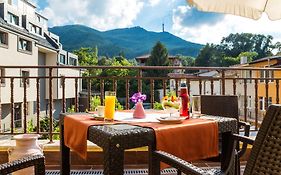 Хотел Вила Бояна - безплатен паркинг